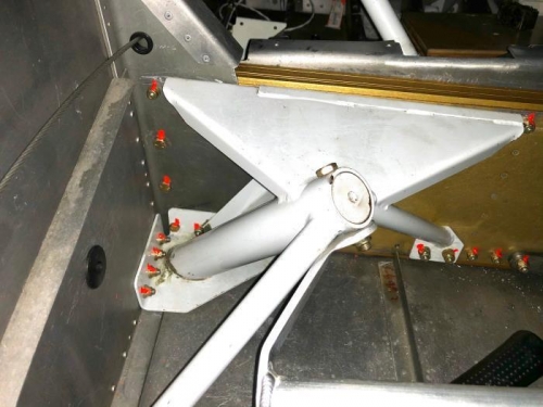 Bottom left AN3 bolt. After old one was removed. This new one was able to be inserted from the front.