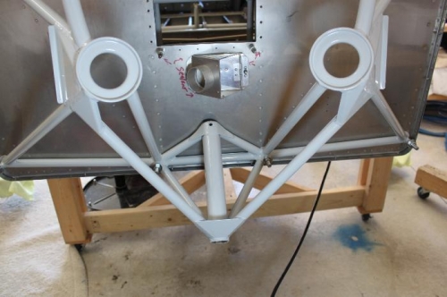 I suppose I could put the nose gear on and have it up on 3 tires.  Maybe.