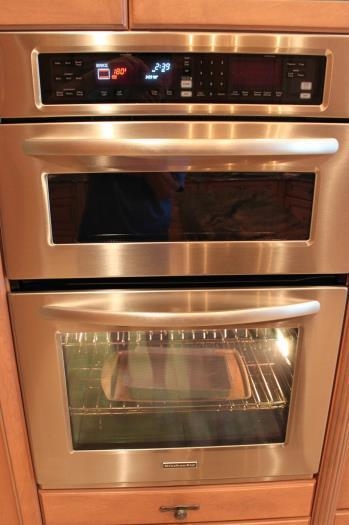 Wonder if a pizza would taste like paint later?