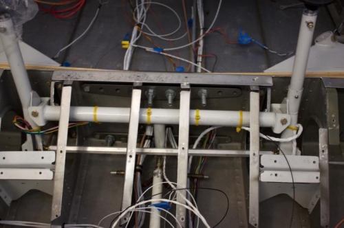 Alas, this is all temporary. Pilot side comes off for heat shrink, silicon wrap, zip ties, shorten.