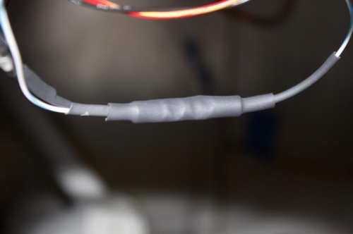 Both Skyview D37-28 wires crimped to right button wire on Tosten grips.