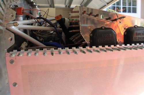 P4 hinge rises as it goes aft.