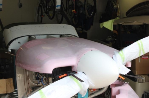 Spinner attached and top cowling being tweaked.