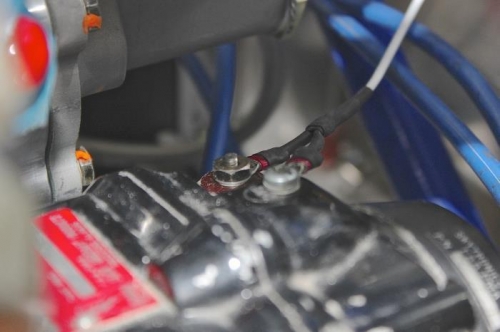 Left Mag P lead and ground.