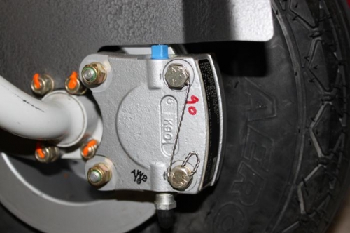 032 safety wire. Heads torqued to 90 in/lbs 1st.