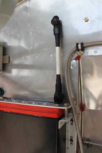 Battery requires 1/4 inch lugs. Ground block is 5/16.