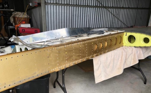 Removed 2 aluminum pitot lines not needed in front of spar now.