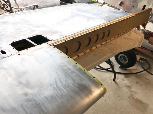 Better access by turning wing over to work on pitot.