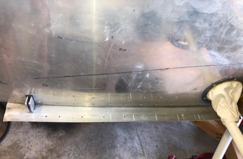 Cleared out all previous shavings and the fuselage overhang is ready to  dimple for 8/32 screws.