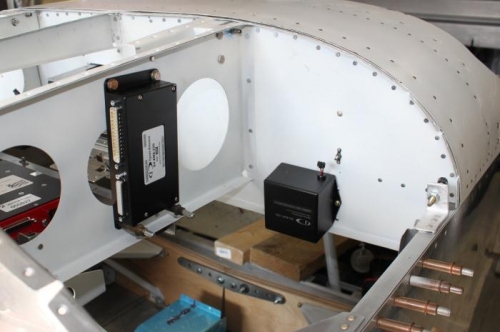 Engine Module and 2nd Skyview backup battery.