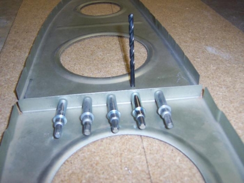 Now repeat that for all leading edge ribs except the tank.