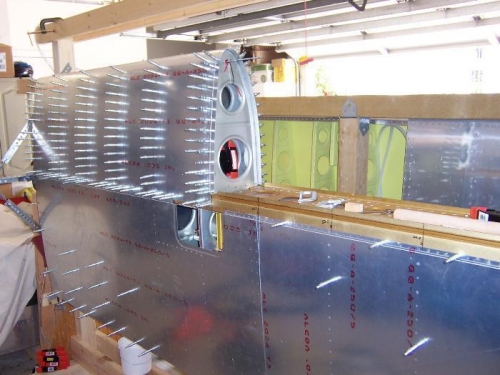 Took all straps off now that it is secured to the main spar flange.