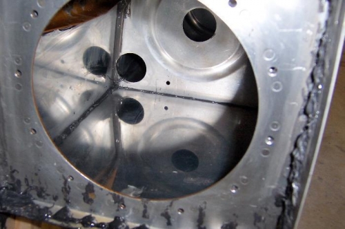 See the natural bead formed at rear baffle