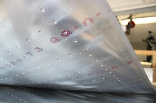 Top & Bottom Inboard skins done