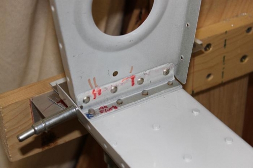 Reinforcing angle on outermost rib.