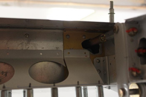 Outboard flap brace fit  and step up onto rear spar doubler.