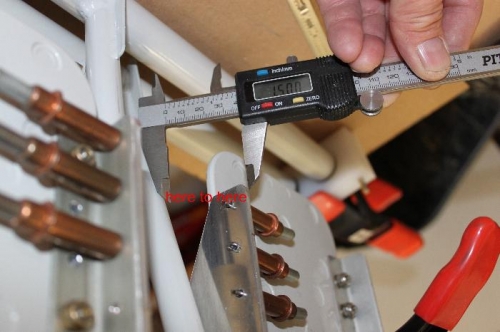 Right pedal is 1.5 inch measurement as shown.