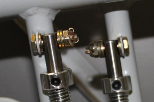 Thats the cotter pin bending choice I made.