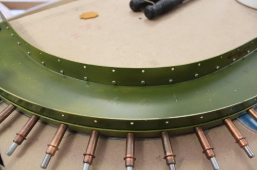 Its a nice flush fit around the curve. The camera distorts the curves with the setting its on now.