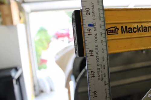 17 7/8 on both sides.  Sweet!.