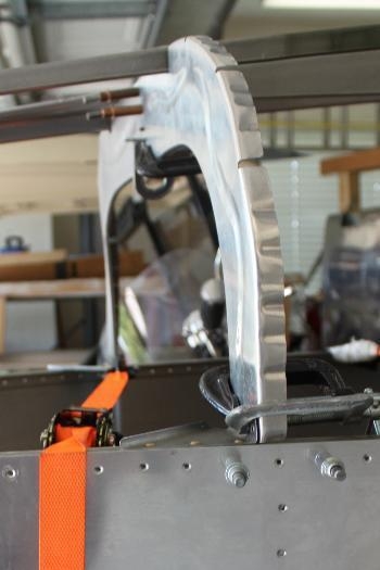 New one is much much stronger if you can imagine an 025 bulkhead being strong.