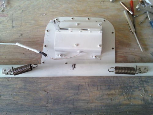 Electric Aileron Trim and how its attached to the Push Rod assembly.