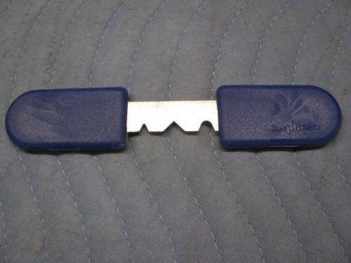 Plexy Deburring tool