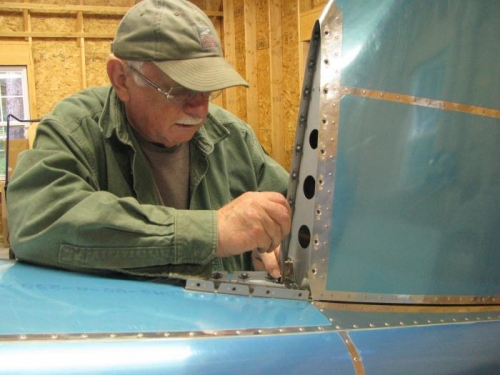 Tightening Front Spar on V-Stab