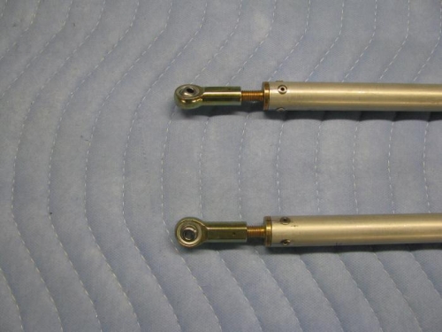 Flaperon Pushrod Ends