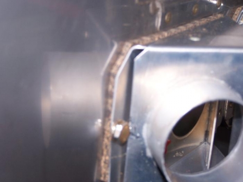 Gasket material should withstand the heat