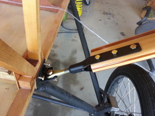 Lower Lift Strut Attach