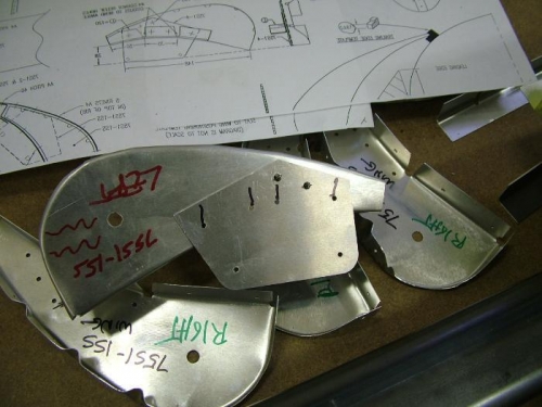 The slat support and rib