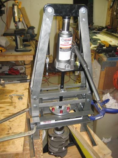 6 ton press to push out the crank from the prop hub