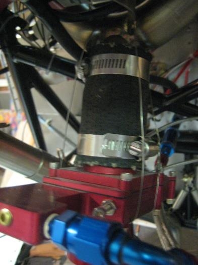 Safety wire on the AeroInjector carb.