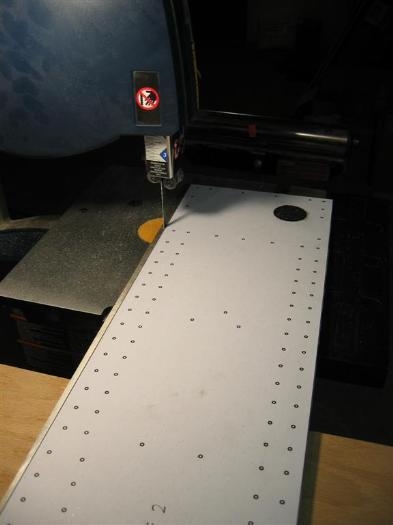 After cutting around the spar, then I cut as close as I dare with the band saw.