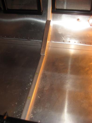 Adding riv-nuts to floor support