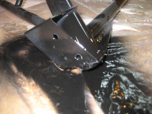 Gloss black paint over the primer