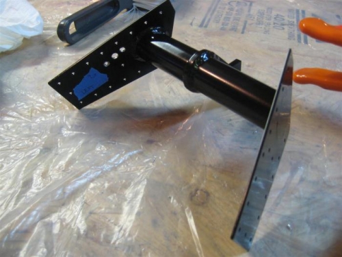 Elevator horn drilled for anchor nut