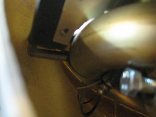 EGT probe pressed hard against the forward cowl.