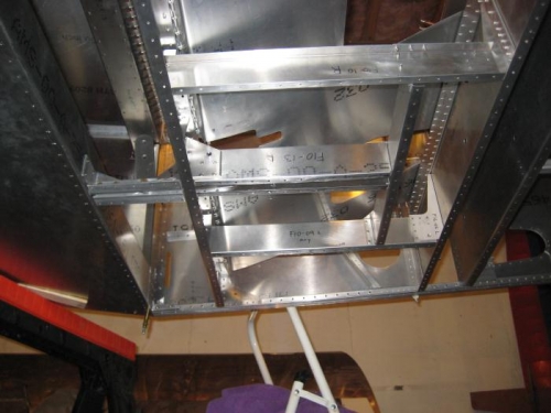 Cabin under seat structure, with bottom skin removed