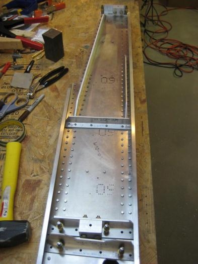 Root end completely riveted.