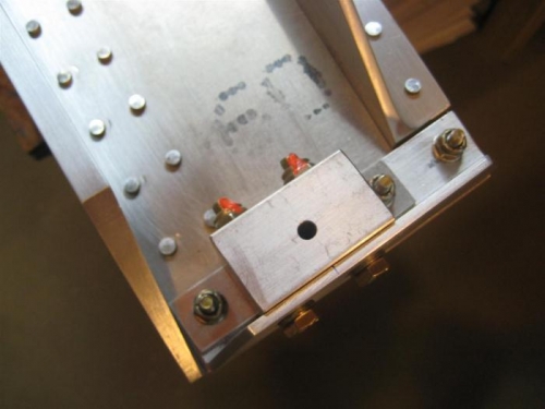 Root end wing attach block