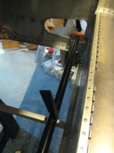 Looking to the left side (note the center bracket which I later removed)