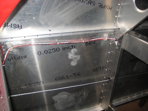 Wires from magnetometer, held by plastic zip ties & Click Bond wire supports.