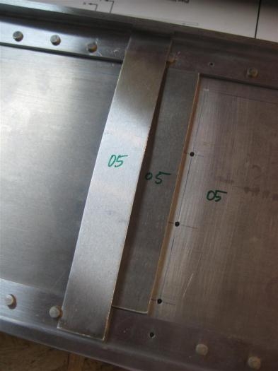 A close-up of the thick spacer and the thin spacer.