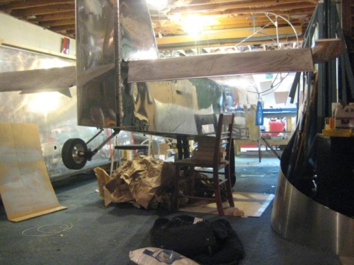 Raised the tail up until it was level.