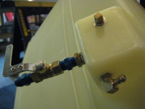 All 3 fittings in place. I am using a sight tube, so am using the 90 deg fitting.