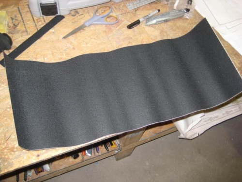 Wing walk non-slip material