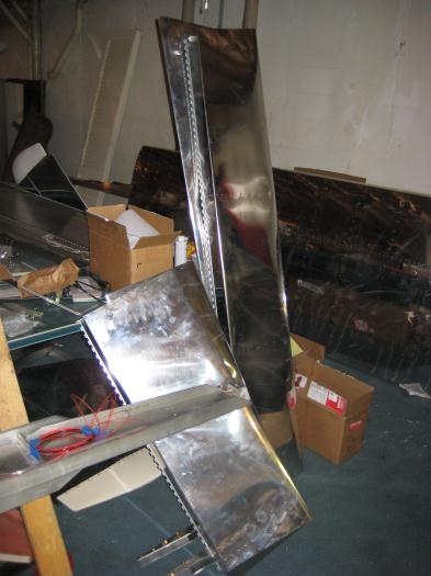 2 ailerons and 2 flaps (vertical in photo)