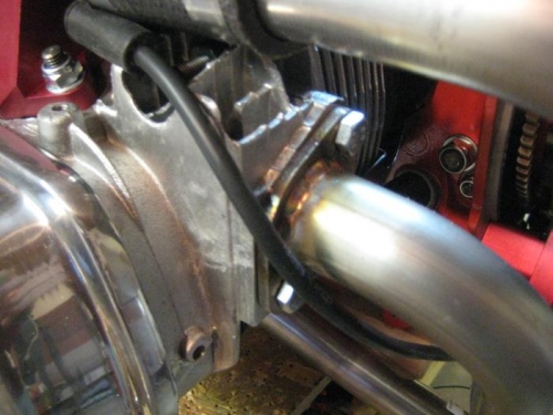 I don't like how close the spark plug wire is to the exhaust!